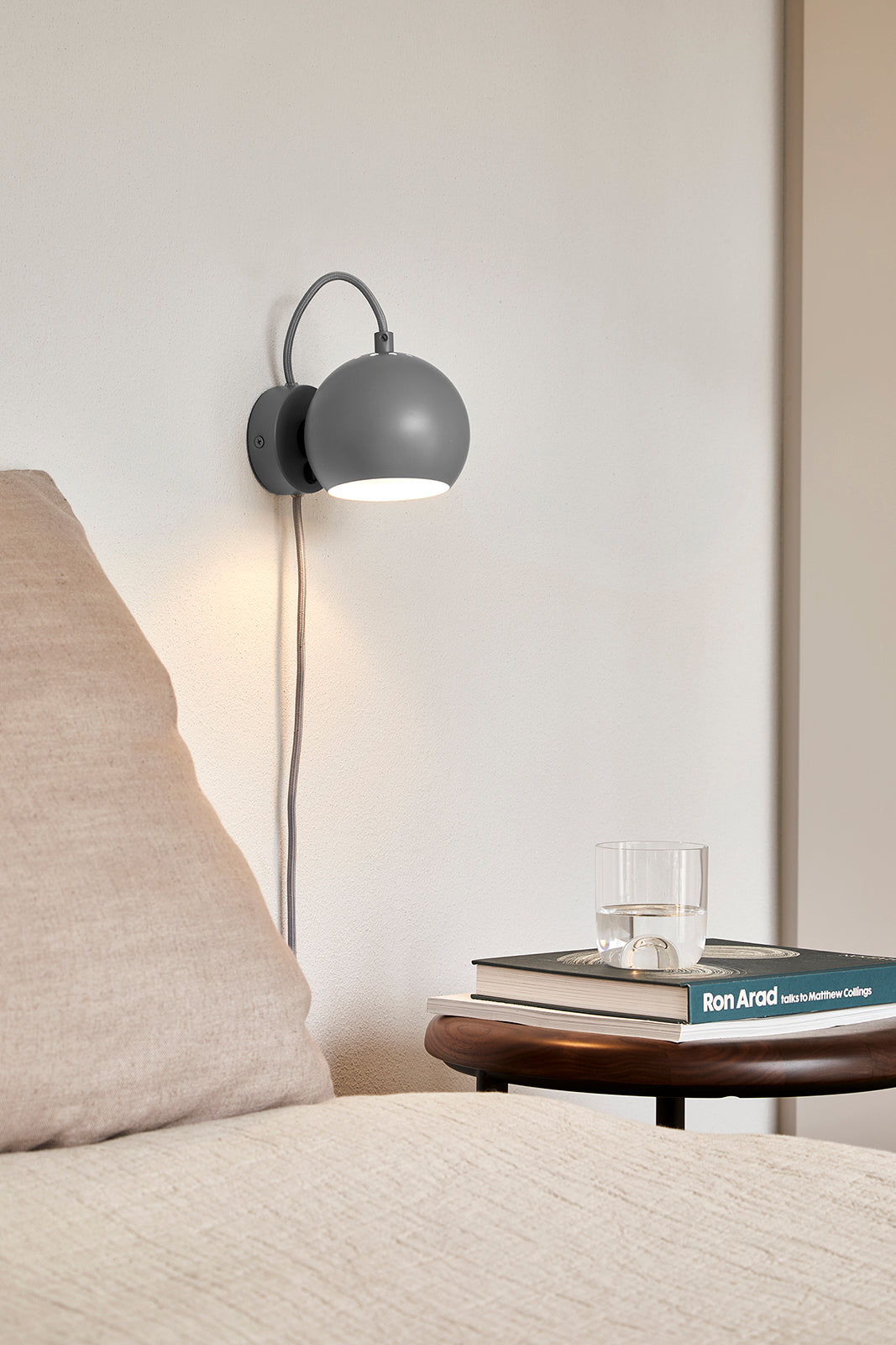 Ball Wall Lamp