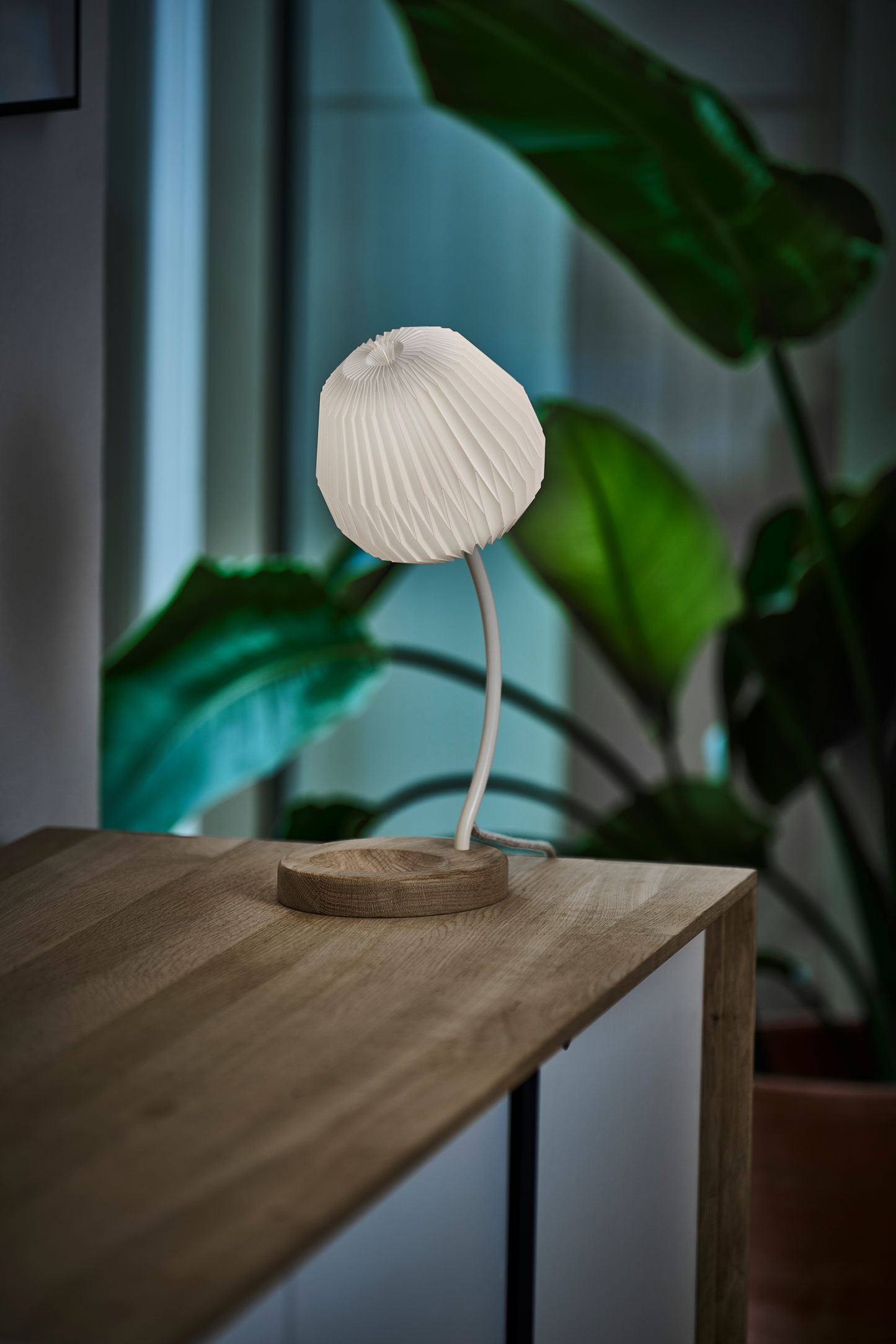 The Bouquet Table Lamp