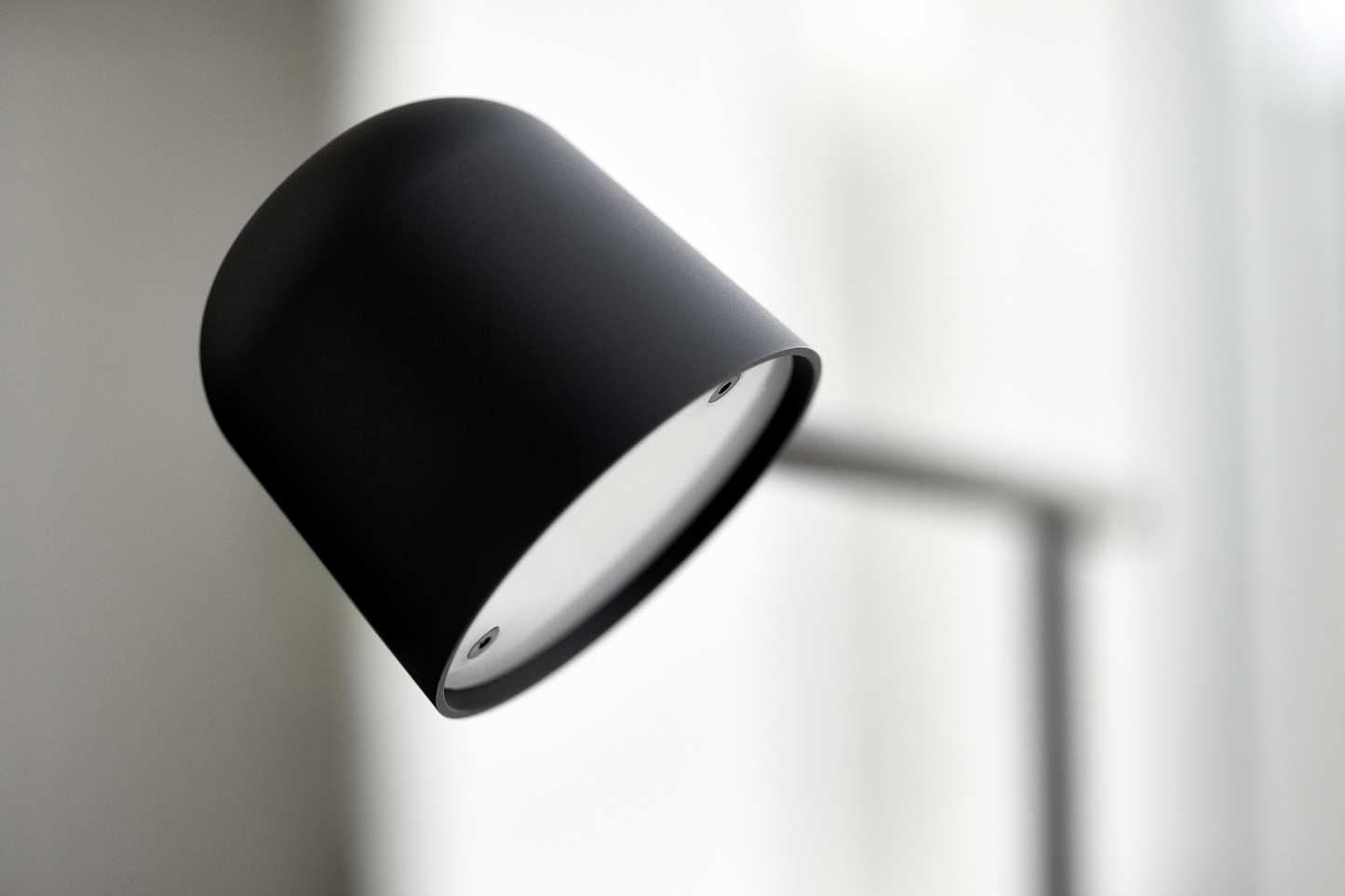 Satellite Table Lamp